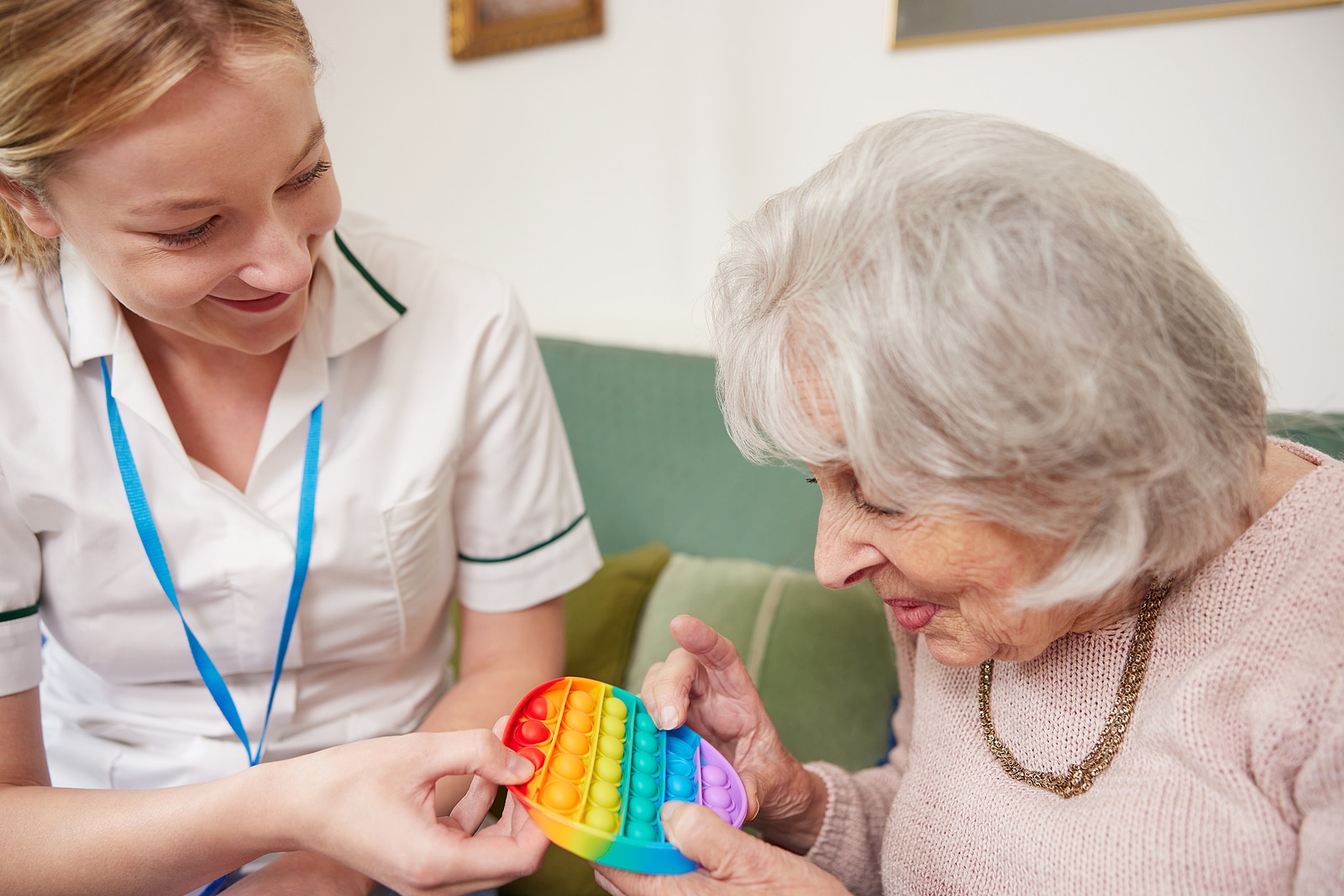 Medical Adult Day Care – What to Look for in Memory Care Programs ...